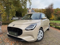 Suzuki Swift - 1.2 Smart Hybrid | Adaptive | Camera | 3800KM | Blind Spot | Navi |