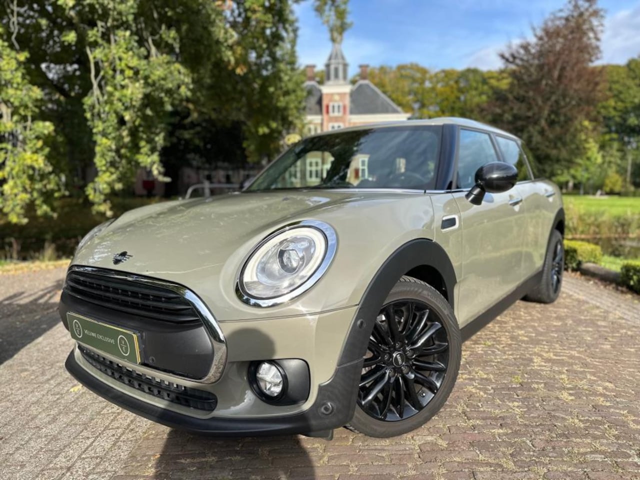 MINI Clubman - Mini 1.5 One Chili | Carplay | Automaat |NWE Service & APK | - AutoWereld.nl