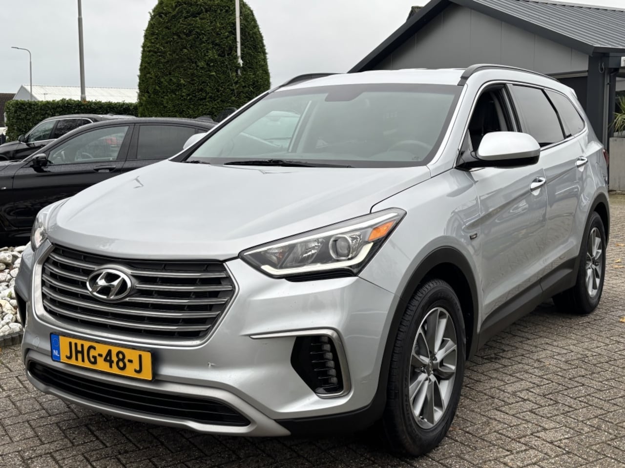 Hyundai Santa Fe - 3.3 V6 2017 Benzine 7-Persoons Automaat Voyager Routan - AutoWereld.nl
