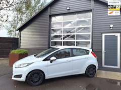 Ford Fiesta - 1.5 TDCi Style Lease 1e Eigenaar Navigatie, Airco, Cruise-control, LM-Velgen, Volledig ond