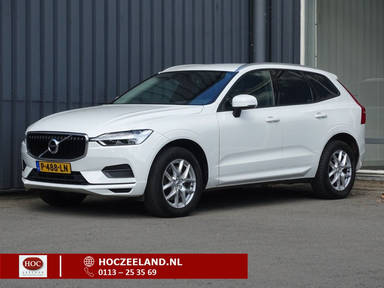 Volvo XC60 - 2.0 D4 Momentum Pro Adap. LED | Apple Carplay/Android Auto! - AutoWereld.nl