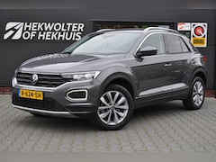 Volkswagen T-Roc - 1.5 TSI Style | Camera | Trekhaak | LED | ACC