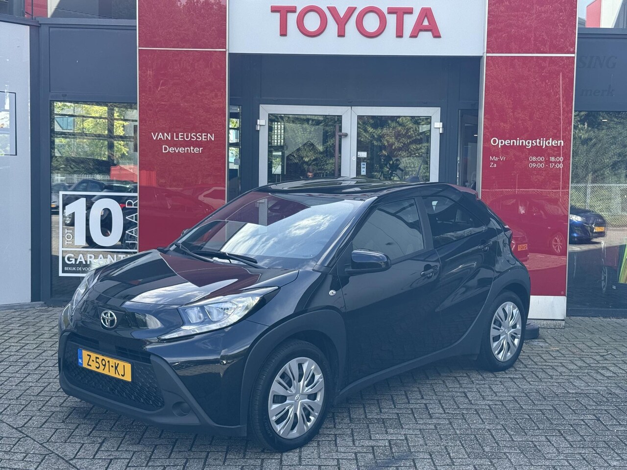 Toyota Aygo X - PLAY APPLE/ANDROID AD-CRUISE CAMERA AUTOMATISCH-GROOTLICHT - AutoWereld.nl