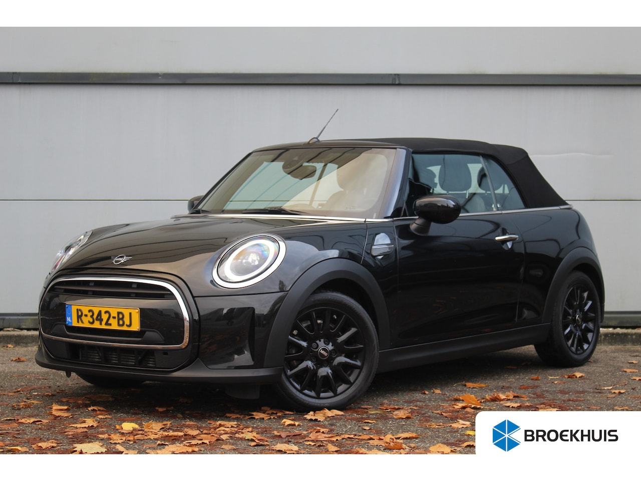 MINI Cabrio - Mini 1.5 Cooper Business Edition Aut. - AutoWereld.nl