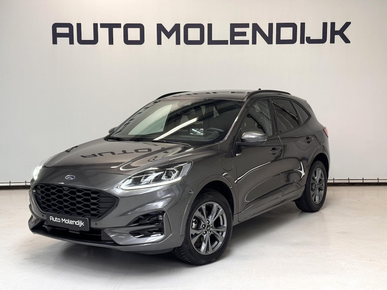 Ford Kuga - 2.5 PHEV ST- Line X 360 Camera / Alcantara / Head up display / B&O / ACC / trekhaak / el k - AutoWereld.nl