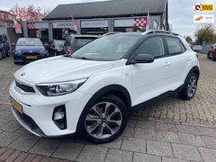 Kia Stonic - 1.0 T-GDi DynamicLine *camera + navi + trekhaak + 17"-velgen