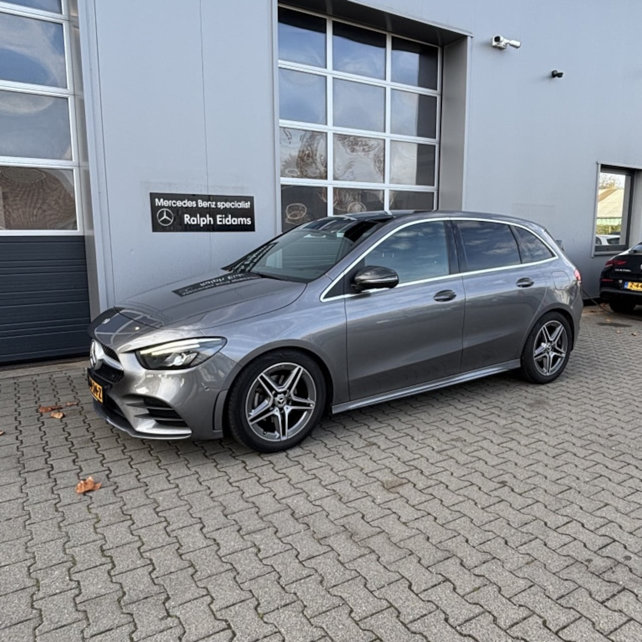 Mercedes-Benz B-klasse - 180 Bus. Sol. AMG - AutoWereld.nl