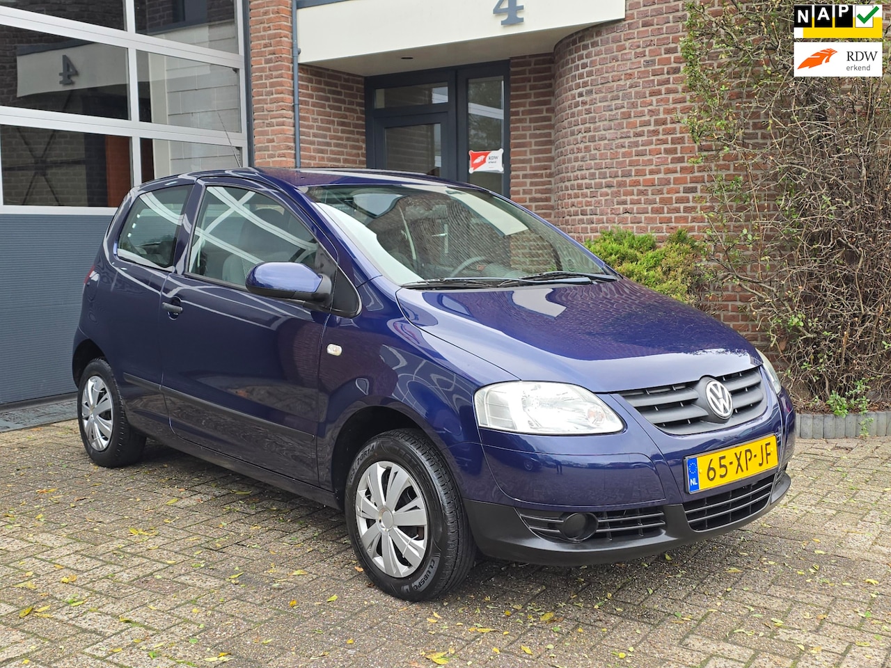 Volkswagen Fox - 1.2 Trendline Nap |Apk Nieuw |Nette Staat - AutoWereld.nl