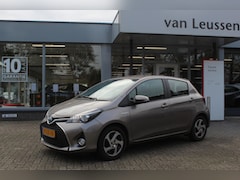 Toyota Yaris - 1.5 HYBRID LEASE 5-DEURS NAVI CRUISE CLIMA CAMERA LM-VELGEN BLUETOOTH