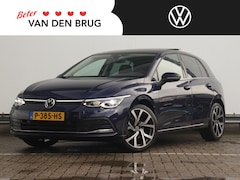 Volkswagen Golf - 1.5 TSI Style | Panoramadak | Camera | Matrix LED | Dodehoekdetectie | Keyless | Stoelverw
