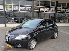Lancia Y(psilon) - Ypsilon 0.9 TwinAir Silver