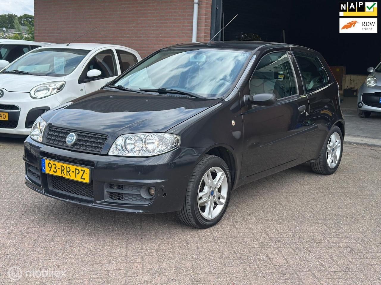 Fiat Punto - 1.2 Navigator AIRCO, APK, BOEKJES - AutoWereld.nl