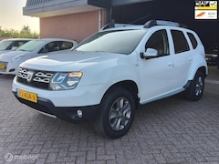 Dacia Duster - 1.2 TCe 4x2 Lauréate LAGE KM, PDC, CRUISE, TREKHAAK