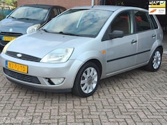 Ford Fiesta - 1.4-16V Trend APK, 5 DEURS, INRUILKOOPJE