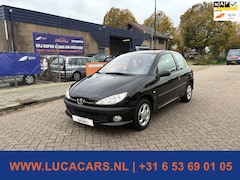 Peugeot 206 - 1.4 XS Premium AIRCO + NIEUWE APK