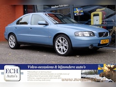 Volvo S60 - 2.4 140 pk Edition, Trekhaak, 17 inch