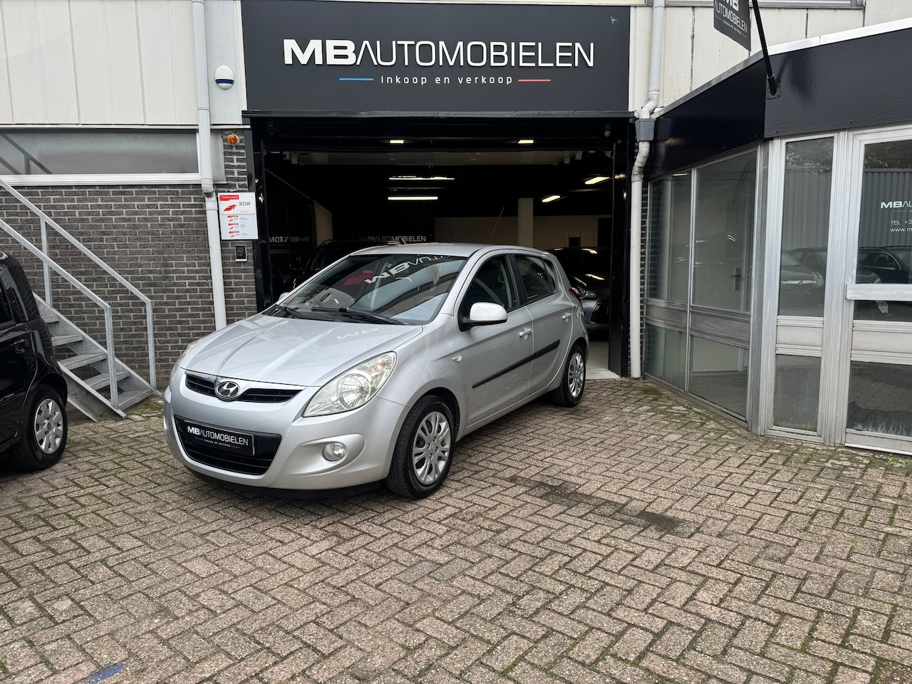 Hyundai i20 - 1.4i DynamicVersion/5 Deurs/APK/NAP/3e Eigenaar/onderhouds/boekje!! - AutoWereld.nl