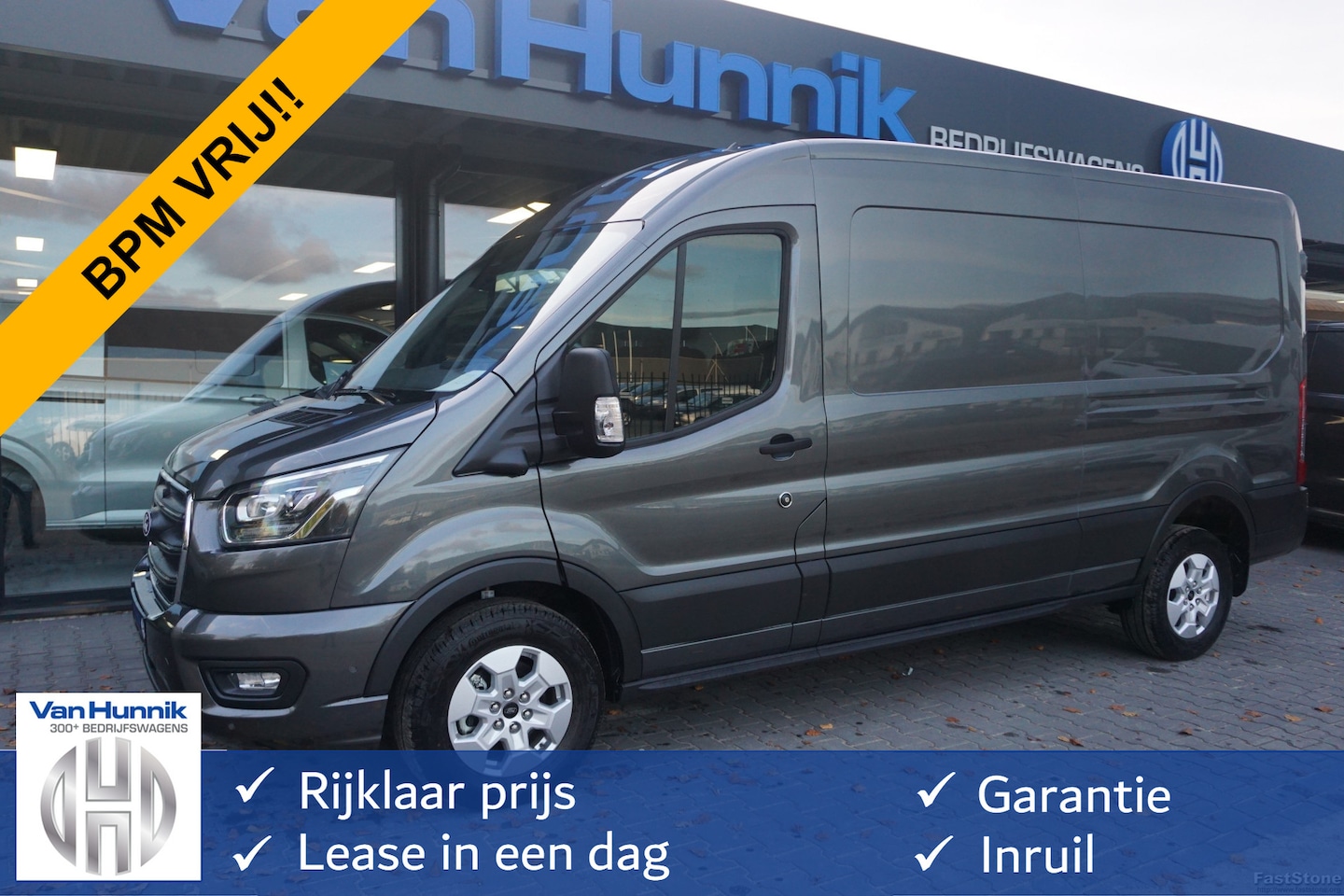 Ford Transit - 350L L3H2 Limited AUT-10 RWD 165PK BPM VRIJ Navi, Adap. Cruise, 360° Cam, 3.5T Trekhaak!! - AutoWereld.nl