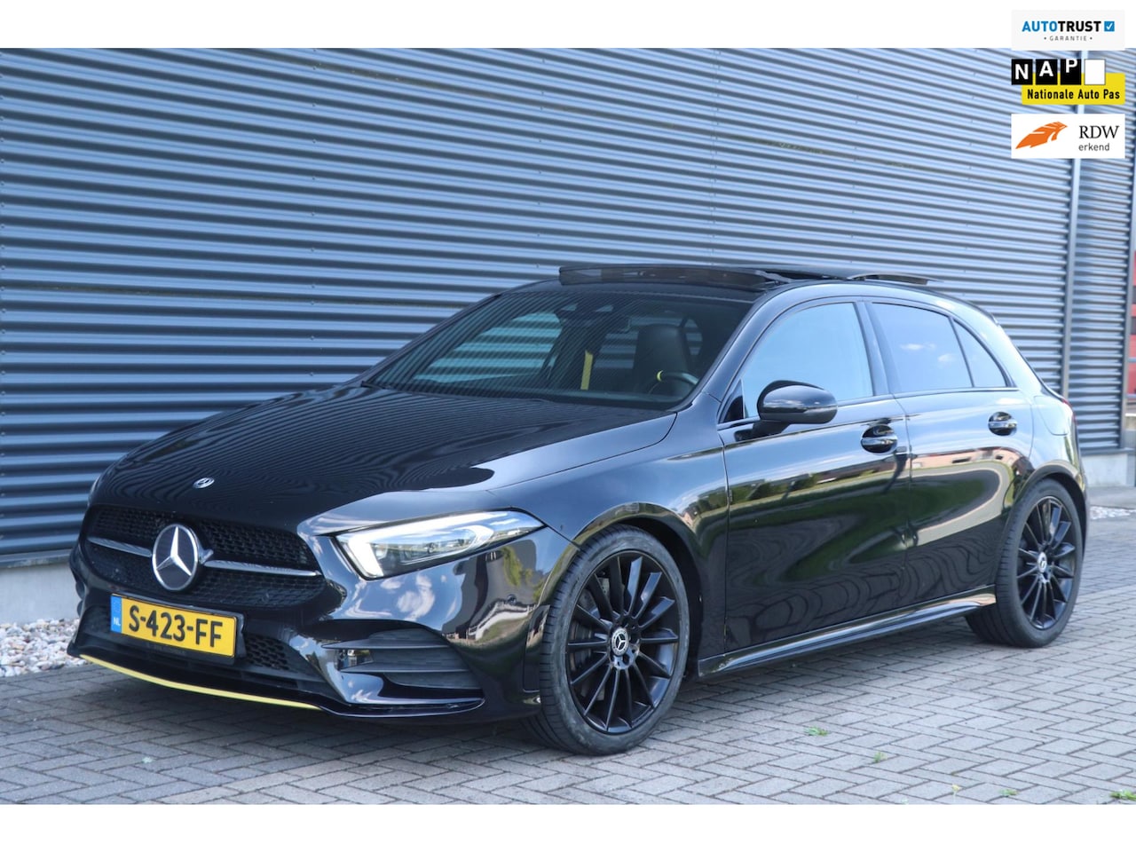 Mercedes-Benz A-klasse - 250 | PANO / HUD / EDITION 1 - AutoWereld.nl