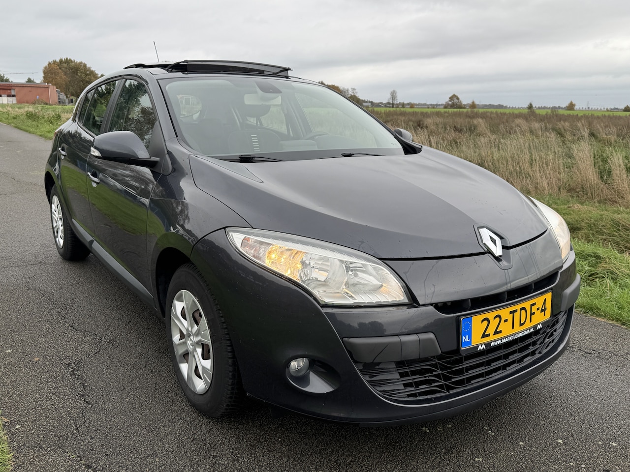 Renault Mégane - 1.6 Expression Navi/ECC/Cruise/Schuifdak - AutoWereld.nl