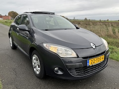 Renault Mégane - 1.6 Expression Navi/ECC/Cruise/Schuifdak