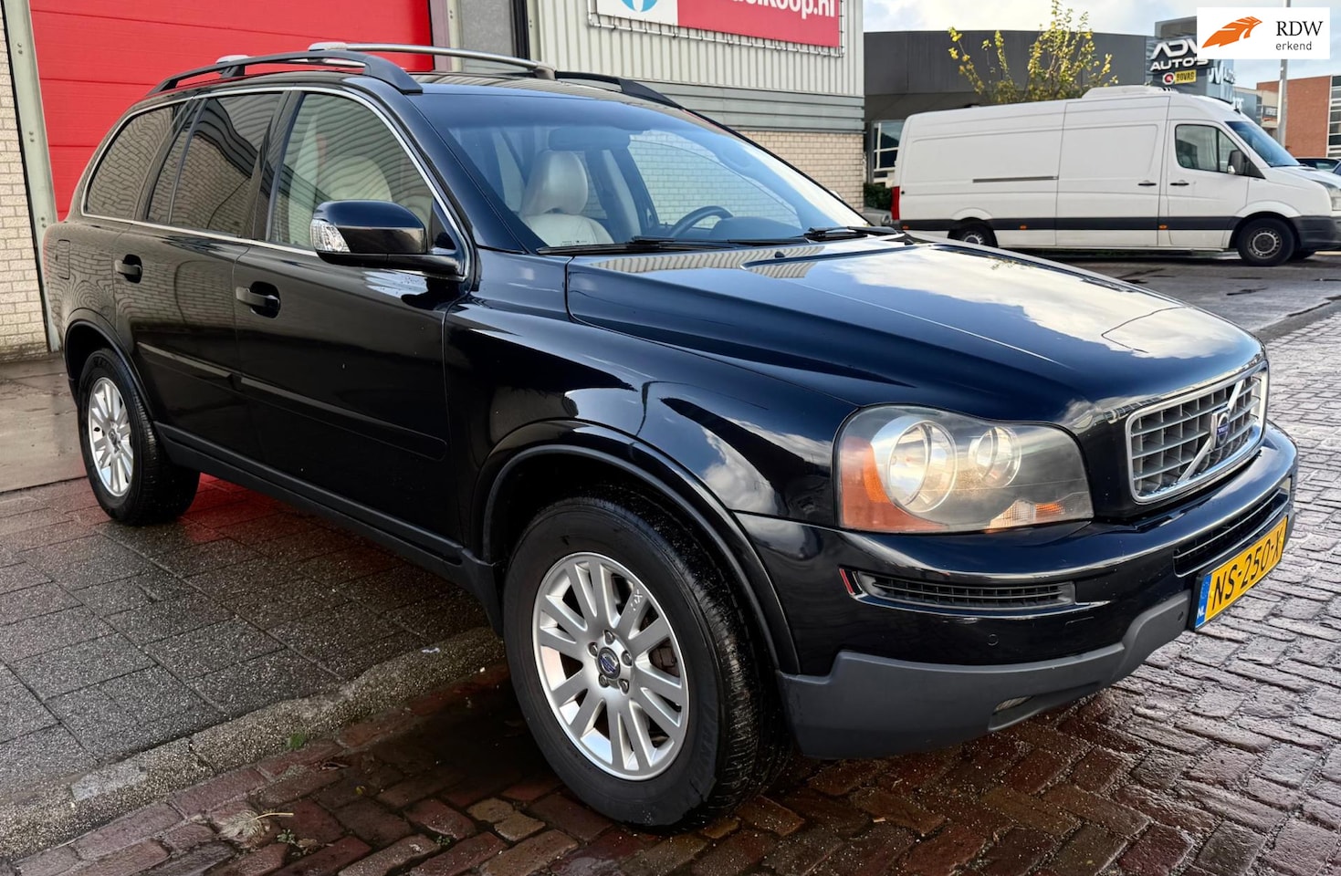 Volvo XC90 - 2.4 D5 Momentum 2.4 D5 Momentum - AutoWereld.nl