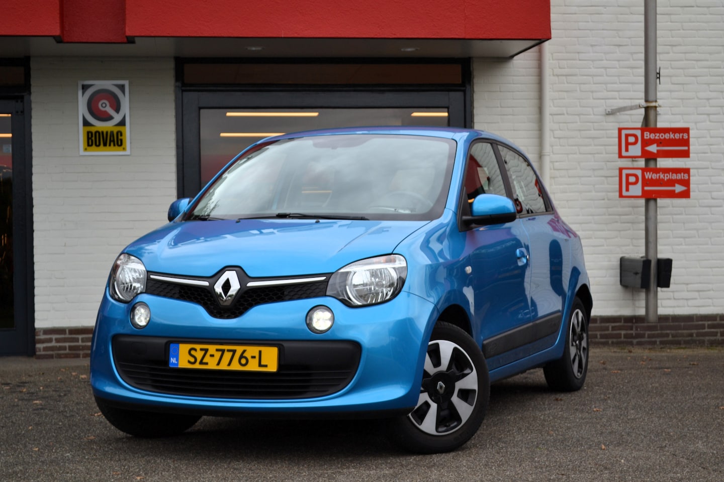 Renault Twingo - 1.0 SCe, 5 Drs, Airco, Mistlampen, Metallic, 33.000 km !! - AutoWereld.nl