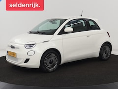 Fiat 500 - Icon 42 kWh | Stoelverwarming | Camera | Carplay | Full LED | Navigatie | Dodehoek detecti