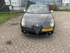 Alfa Romeo Giulietta - 1.6 JTDm Distinctive