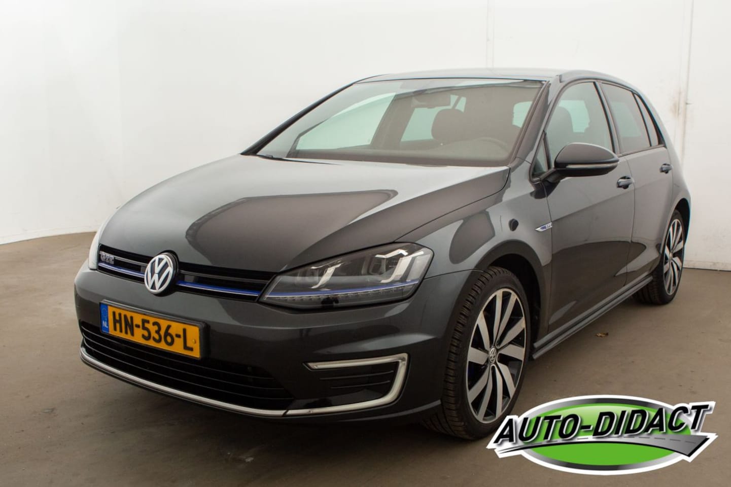 Volkswagen Golf - 1.4 TSI GTE Automaat Clima Navi - AutoWereld.nl