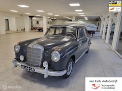 Mercedes-Benz 220 - S