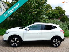 Nissan Qashqai - 1.2i 116pk 1e eig. Clima Cruise Navi Panorama Trekhaak 1200kg