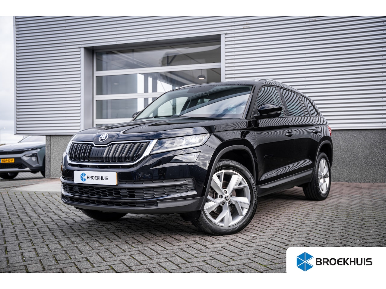 Skoda Kodiaq - 1.5 TSI Limited Business Edition | Achteruitrijcamera | Audio installatie premium | Keyles - AutoWereld.nl