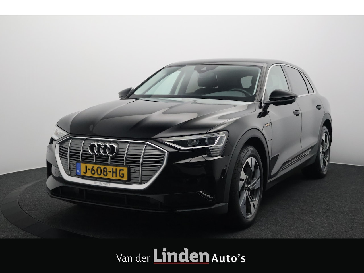 Audi e-tron - 50 quattro edition 71 kWh 3-Fase SOH 91.6% | Luchtvering | Navigatie - AutoWereld.nl