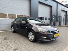Opel Astra - 1.6 Sport 5DRS|AIRCO|CRUISECONTROLE|DBRIEMVERVANGEN|NIEUWE APK