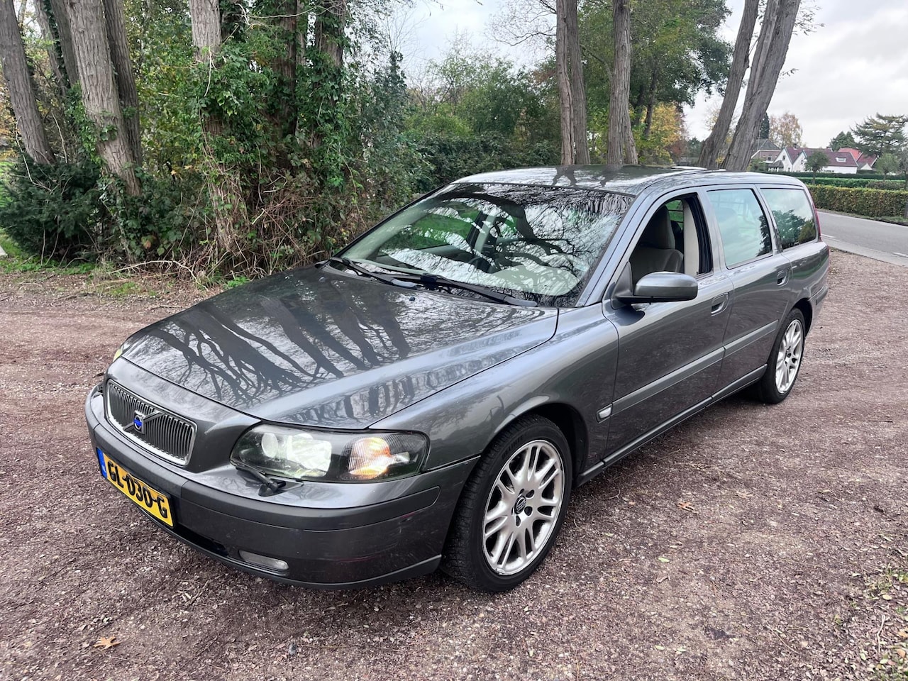 Volvo V70 - 2.4 D5 Geartronic Comfort Line 2.4 D5 Geartronic Comfort Line - AutoWereld.nl