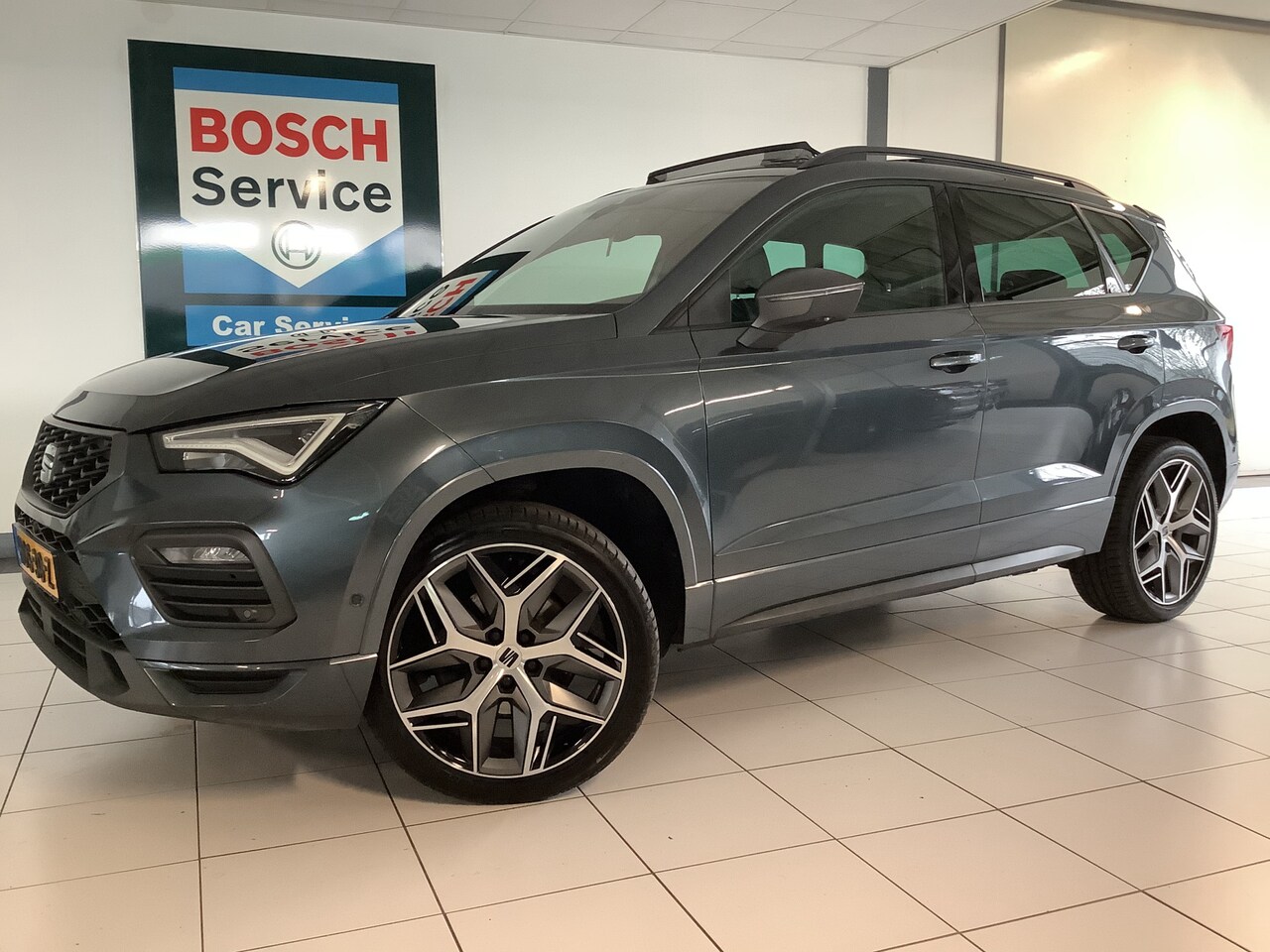 SEAT Ateca - 1.5 TSI FR Business Intense Panodak, Automaat, Keyless entry en start, Dealer onderhouden - AutoWereld.nl