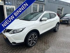 Nissan Qashqai - 1.2 Tekna panoramadak