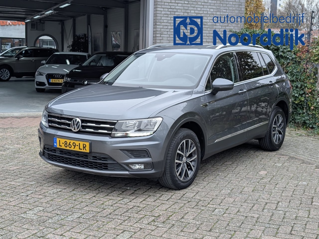 Volkswagen Tiguan Allspace - 1.5 TSI Comfortline Business 7p. 1.5 TSI Comfortline Business. 7 persoons - AutoWereld.nl