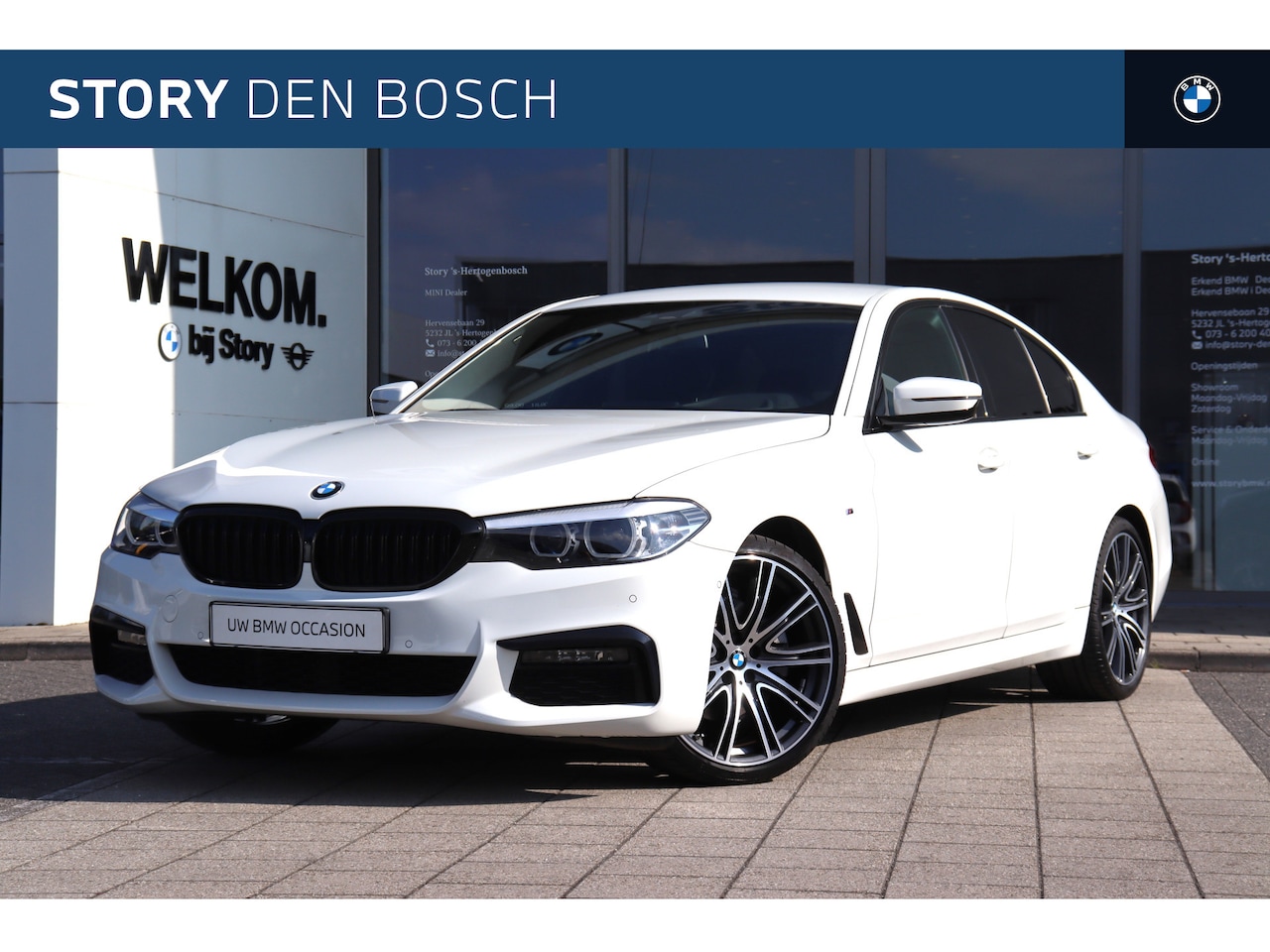 BMW 5-serie - 520i Executive M Sport Automaat / Sportstoelen / Achteruitrijcamera / Head-Up / M Sportond - AutoWereld.nl