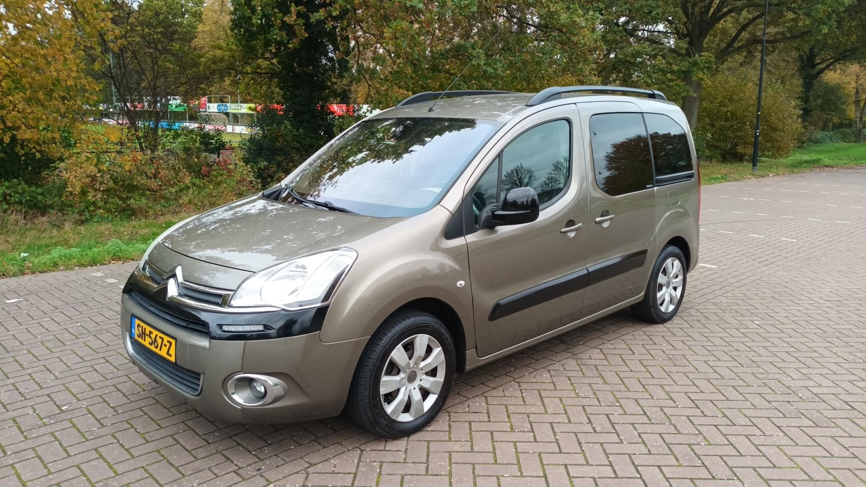 Citroën Berlingo - 1.6 VTi Clima / Pdc / 2× schuifdeur - AutoWereld.nl