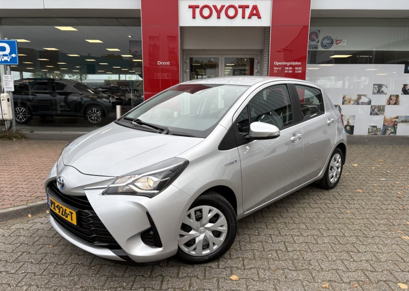 Toyota Yaris - 1.5 Hybrid Aspiration | Cruise control | Climate control | Navi - AutoWereld.nl