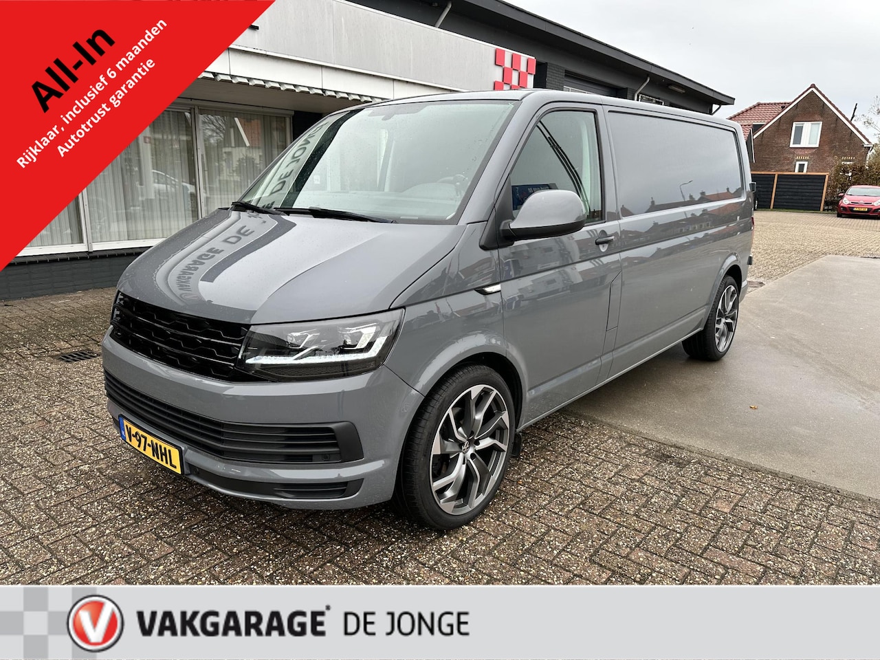 Volkswagen Transporter - 2.0 TDI L2H1 2.500 kg | Leer | Led koplampen - AutoWereld.nl