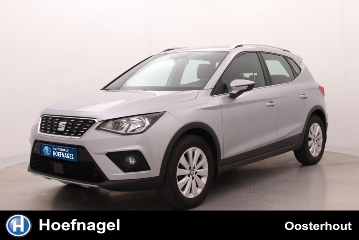 SEAT Arona - 1.0 TSI Xcellence Automaat | Parkeersensoren | Apple CarPlay | Trekhaak | Stoelverwarming - AutoWereld.nl