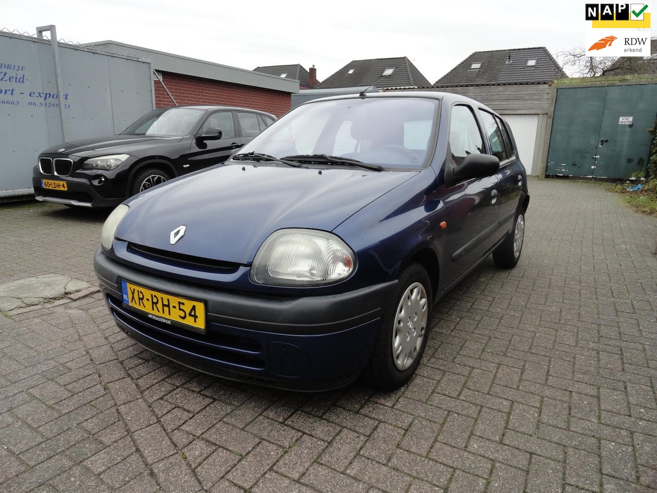 Renault Clio - 1.6 AUT RN 5DRS (KM 137655 NAP AIRCO) - AutoWereld.nl