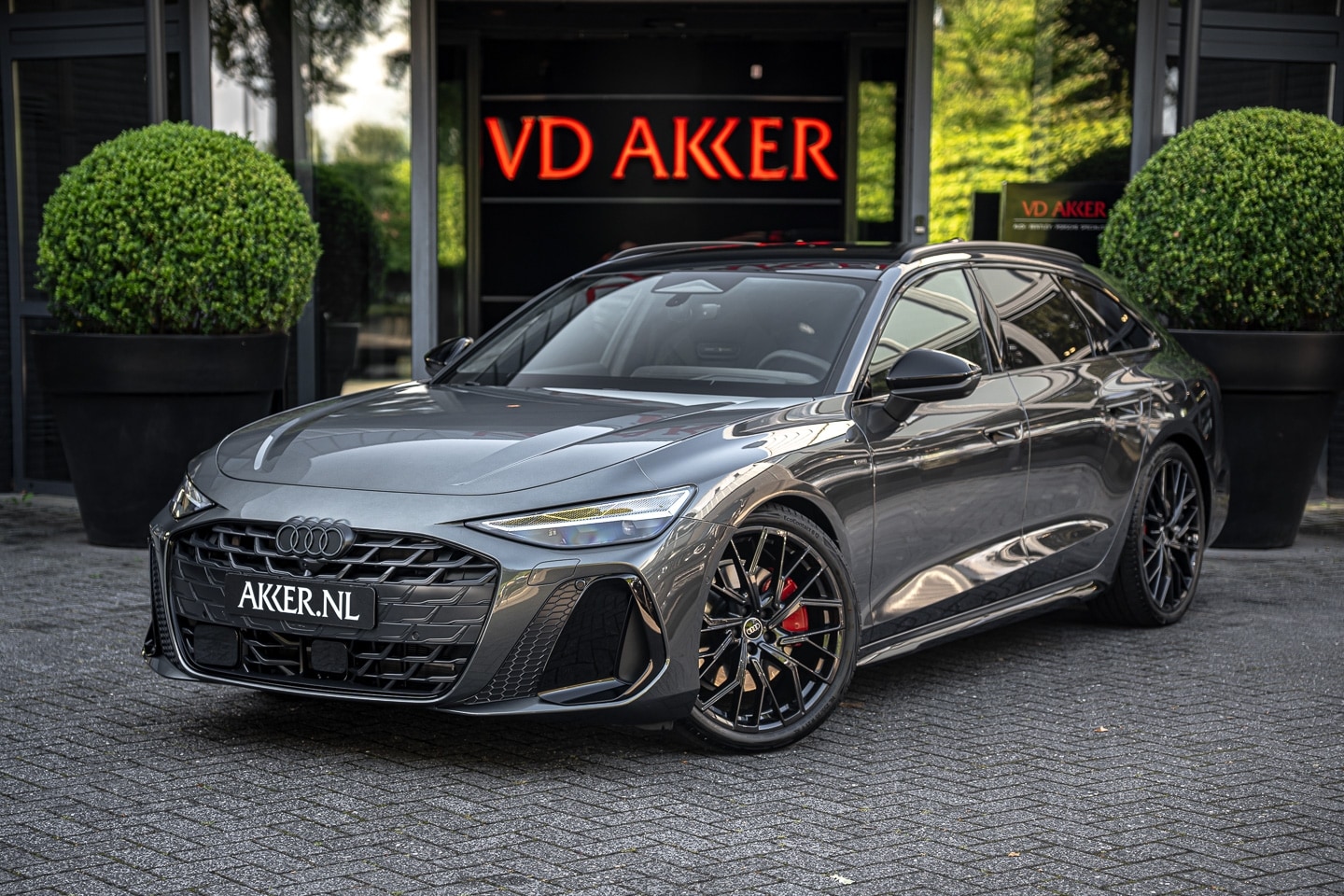 Audi A6 Avant - E-Hybrid Quattro S-Edition Competition (368 pk) Tech Pro | Pano.Dak - AutoWereld.nl