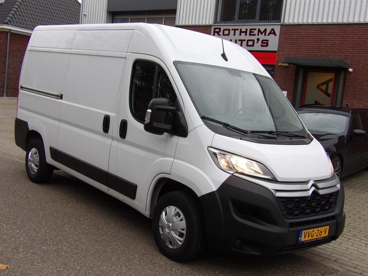 Citroën Jumper - bestel 2.2 BlueHDi 120 L2H2 3.0t - AutoWereld.nl