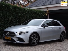 Mercedes-Benz A-klasse - 180 Business Solution AMG | Sfeerverlichting | Camera | Stoelverwarming