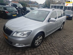 Skoda Octavia Combi - 1.2 TSI Ambition Business Line-Navi-Parksensor-Cruise