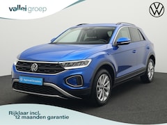 Volkswagen T-Roc - 1.0 TSI 115 pk Life Edition | LED koplampen | Achteruitrijcamera | Carplay | Navigatie | P